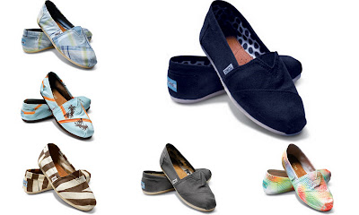 Girls toms sale Shop Girls' Shoes at etransparencia.ml Find exclusive Crewcut sneakers, fun & fresh sandals, dressy ballet flats & more. Free Shipping on all orders!